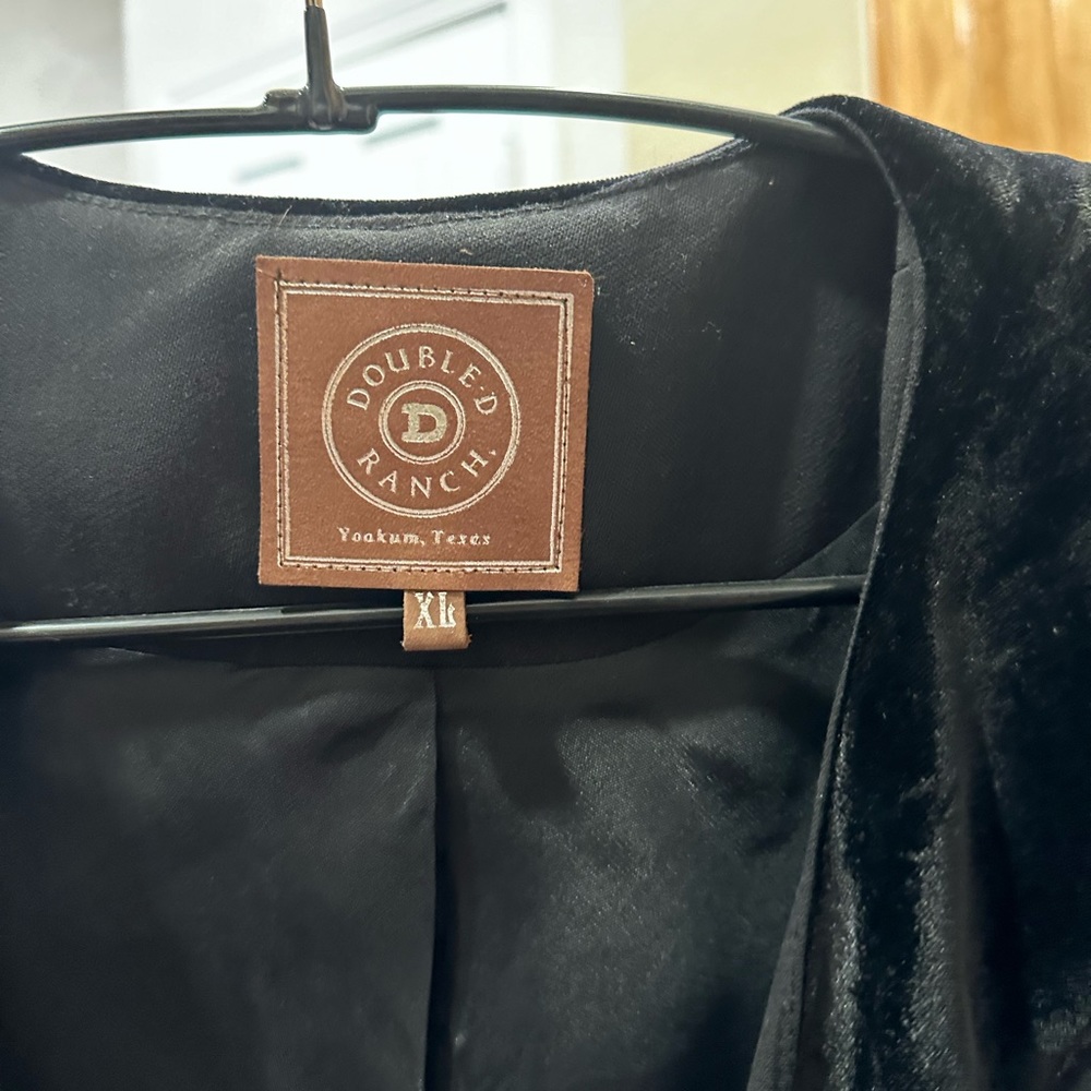 Double D Ranch Black Jacket - Picture 3 of 3